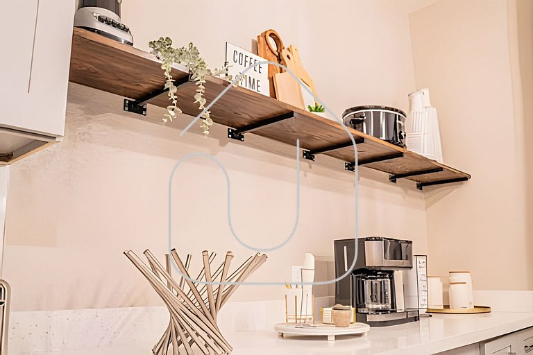 Windsor Hills 4BR Pool Home + Mario Game Room