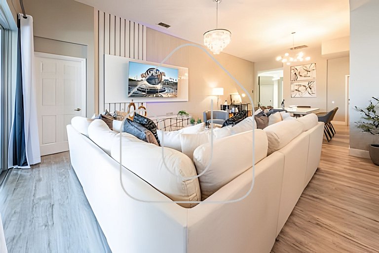 Windsor Hills 4BR Pool Home + Mario Game Room