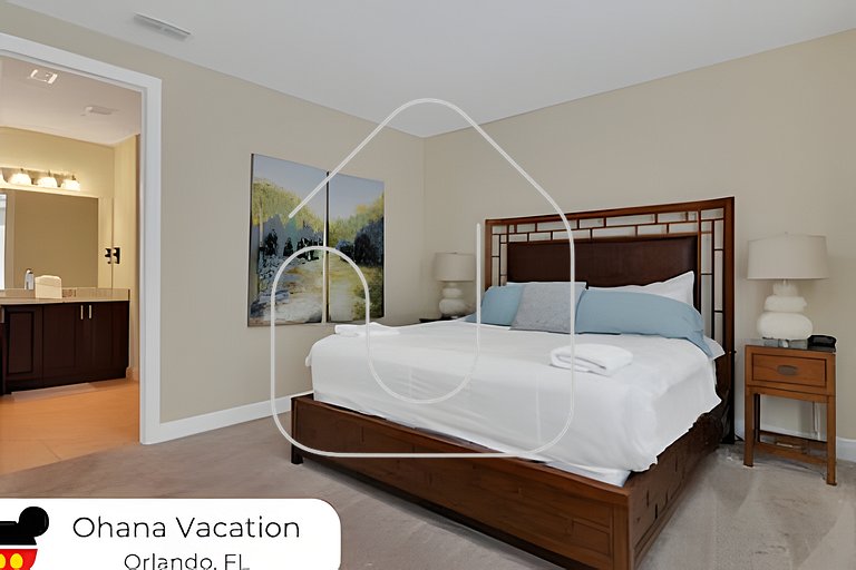 Luxury 8BR Villa w/ Pool & Spa Near Disney