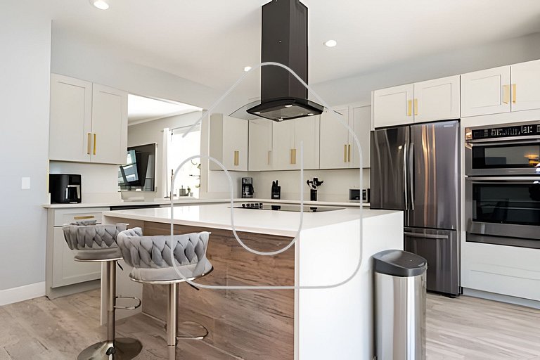 6BD/4BA Windsor Luxury Villa | Game Room & Pool