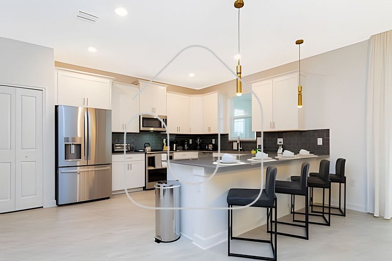 Luxury 6BD/5.5BA Brand new home Game Room