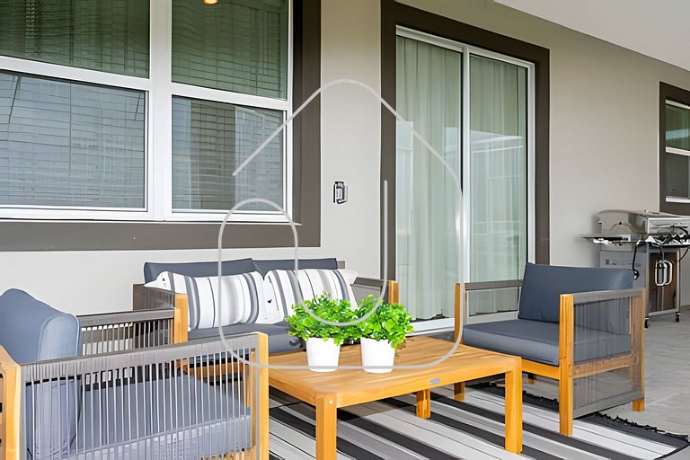 Luxury 6BD/5.5BA Brand new home Game Room