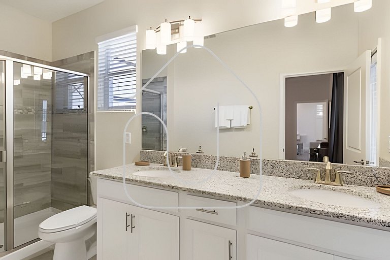 Resort Villa with Heated Pool and Ping Pong Table