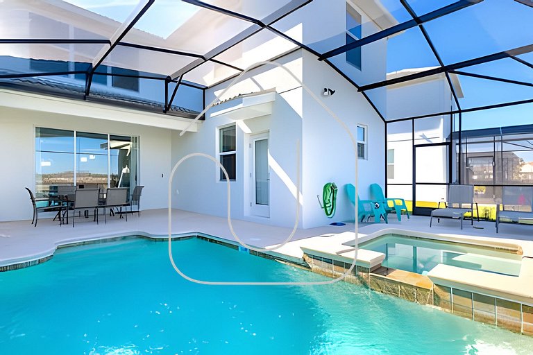 Resort Villa with Heated Pool and Ping Pong Table