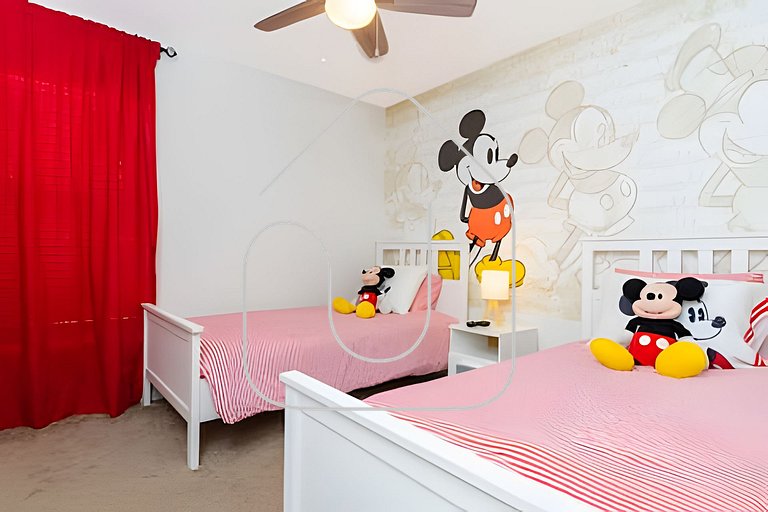 Casa 4Q Disney c/ Piscina e Quartos Temáticos