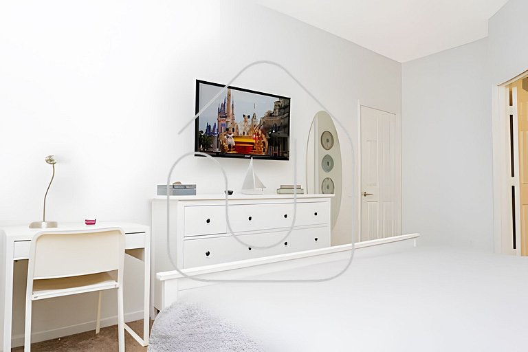 Disney 4BR Home + Pool & Themed Bedrooms