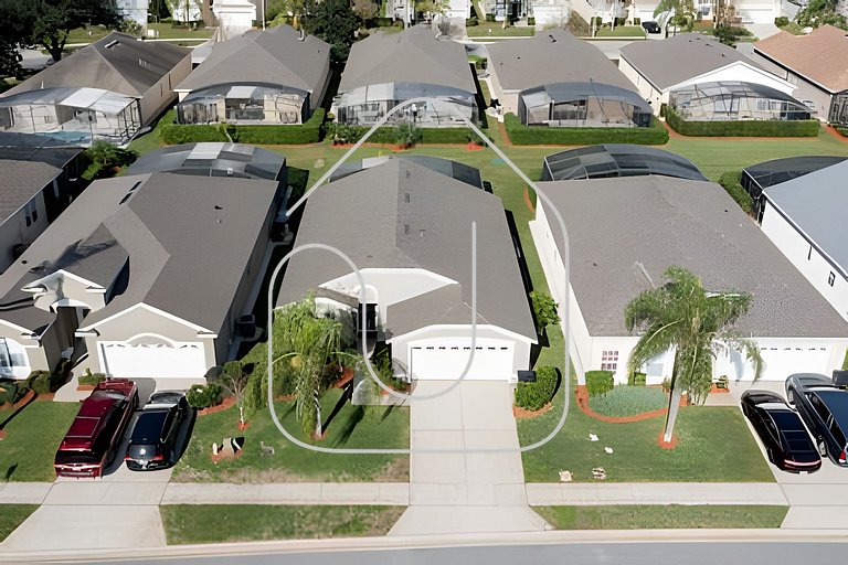 Disney 4BR Home + Pool & Themed Bedrooms