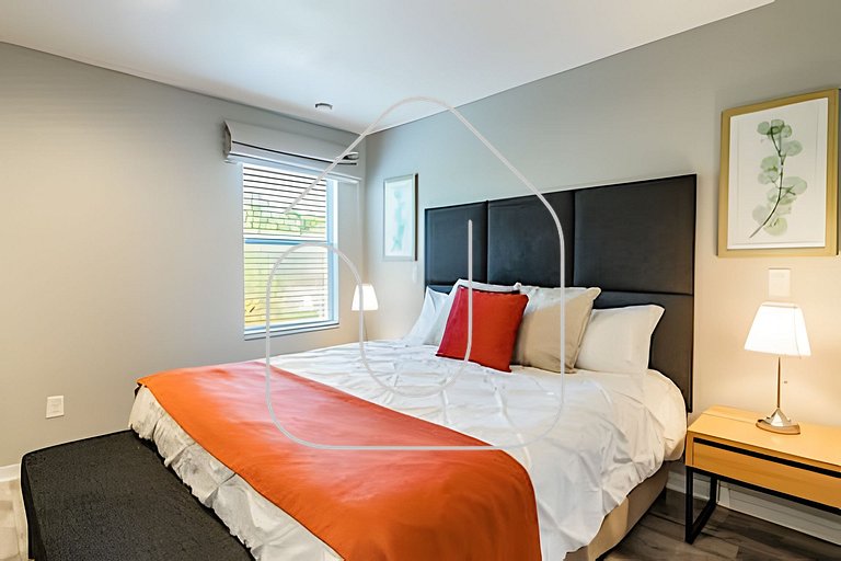 3BD/2.5BA Private Jacuzzi ✰ King Bed