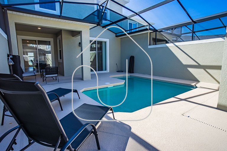 Luxury Townhouse w/Priv. Pool Near Disney