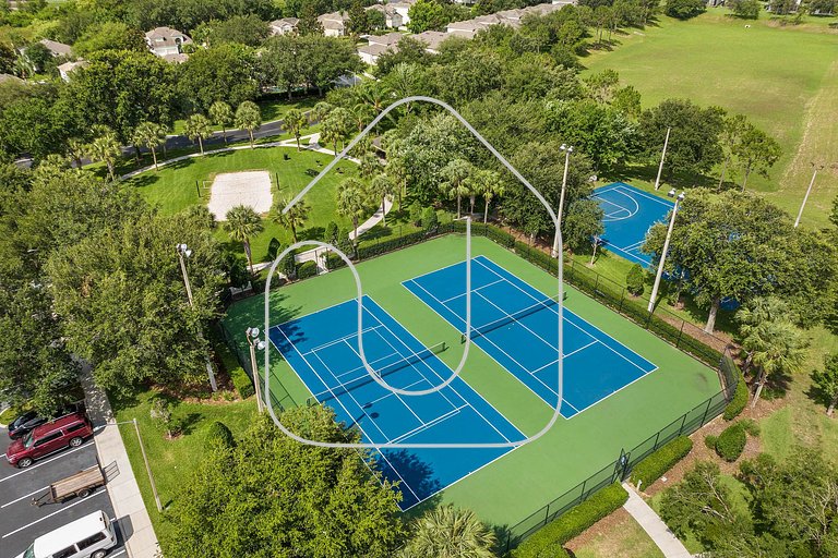 Family 6BR Villa w/ Marvel Game Room & Pool