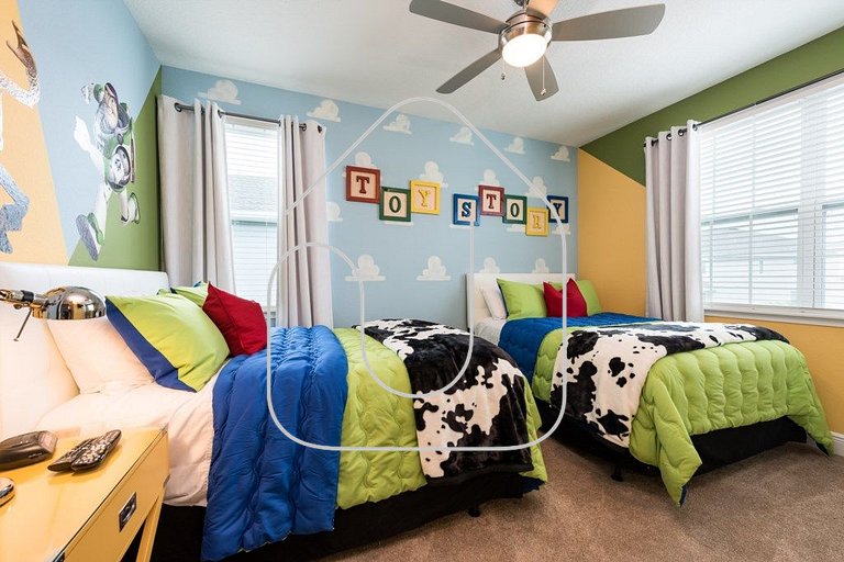 Casa 9Q c/ Piscina e Game Room — Perto da Disney