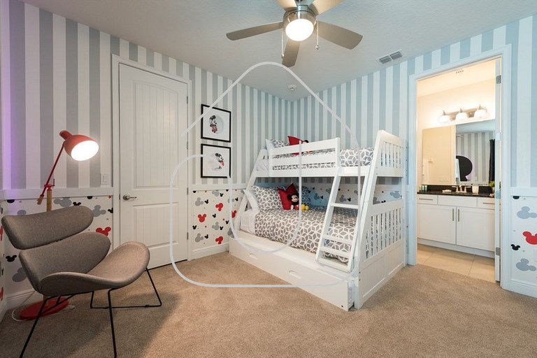 Luxurious 9BD Villa w/Game Room + Themed Rooms