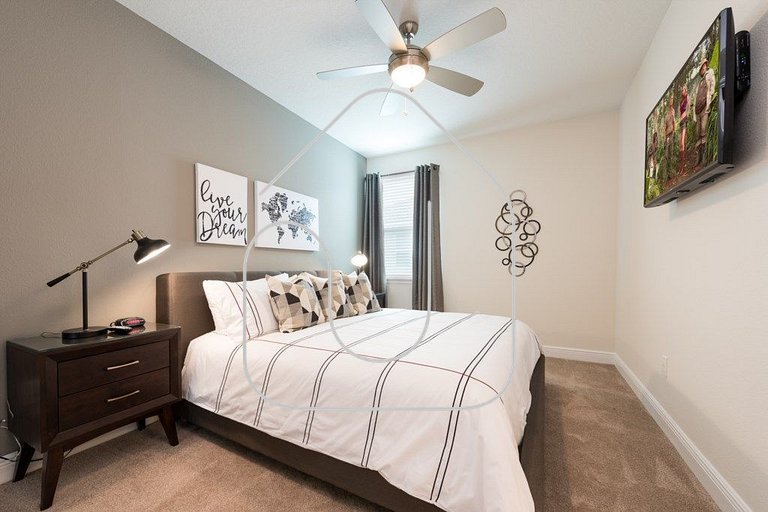 Casa 9Q c/ Piscina e Game Room — Perto da Disney