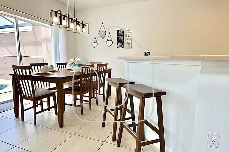 Cozy 4BD/3BA Bella Vida Private Pool