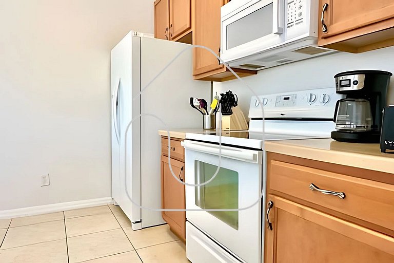 Cozy 4BD/3BA Bella Vida Private Pool