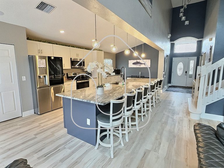 5B/3B Lake View Private Pool