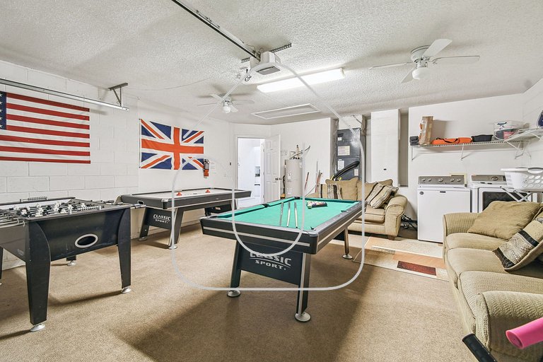 Home w/ Private Pool & Game Room - Near Disney!