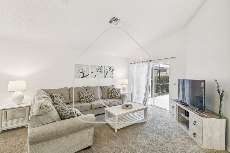 Home w/ Private Pool & Game Room - Near Disney!