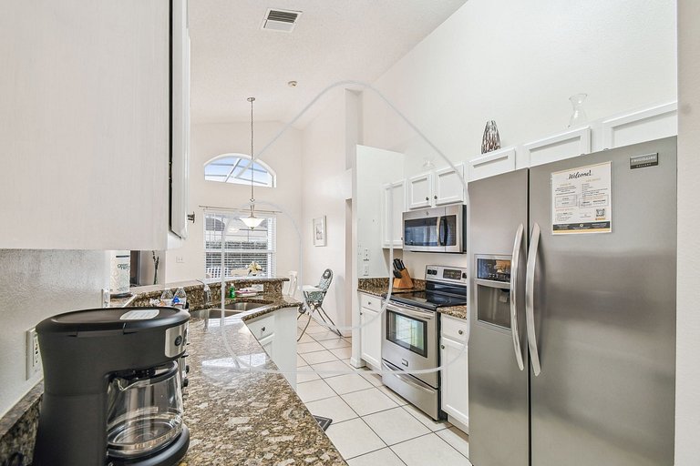 Home w/ Private Pool & Game Room - Near Disney!