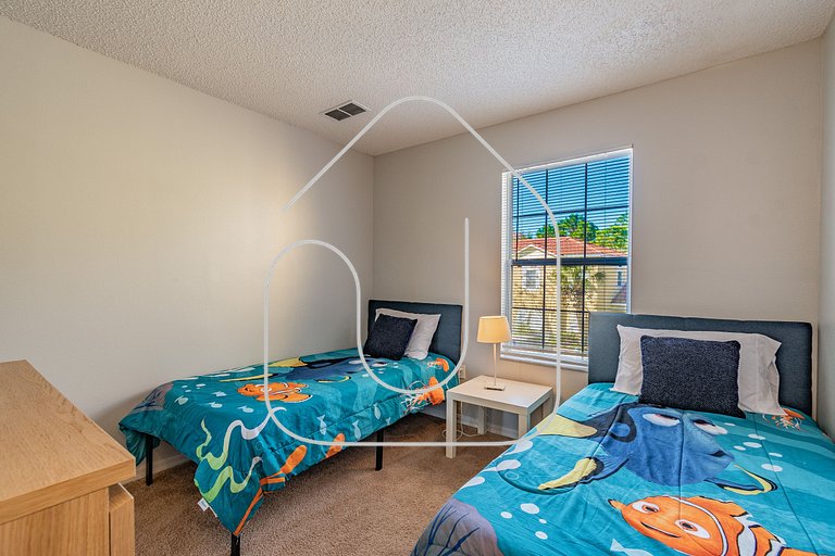 Charming 3BD/2.5BA * Jacuzzi + Lake View