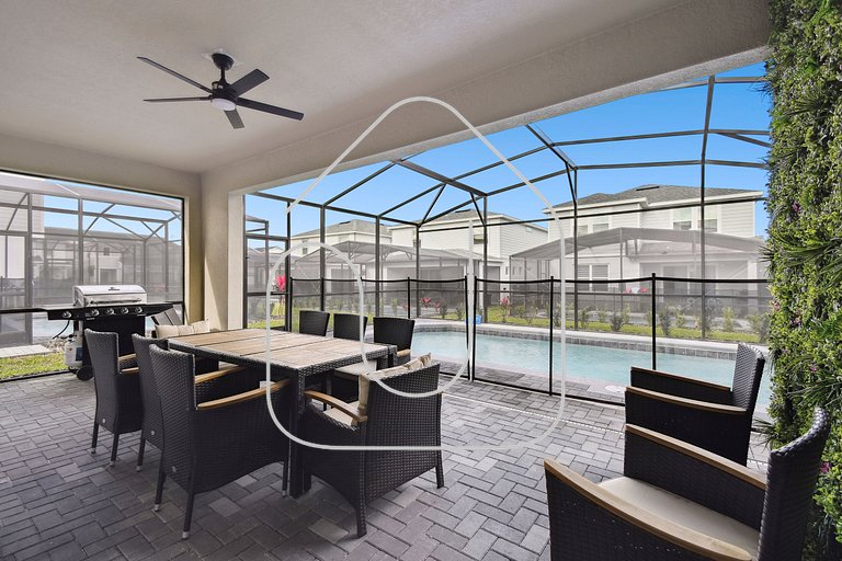 5 Suítes, Game Room, Piscina Privativa, Dormem 14