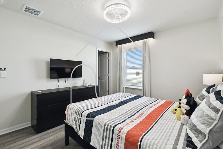 5 BD En-suites, Game Room, Pool, Sleeps 14, Disney