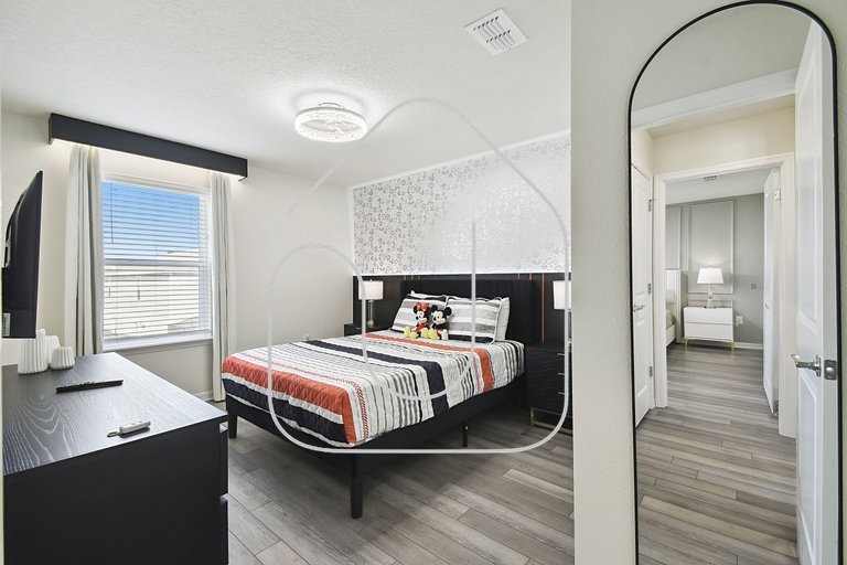 5 BD En-suites, Game Room, Pool, Sleeps 14, Disney