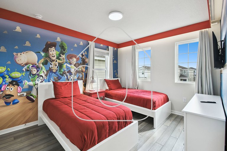 5 Suítes, Game Room, Piscina Privativa, Dormem 14