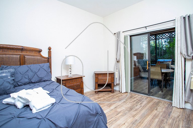 Modern Family Condo 15min from Disney