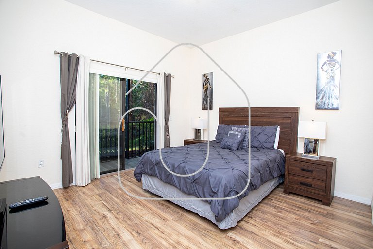 Modern Family Condo 15min from Disney