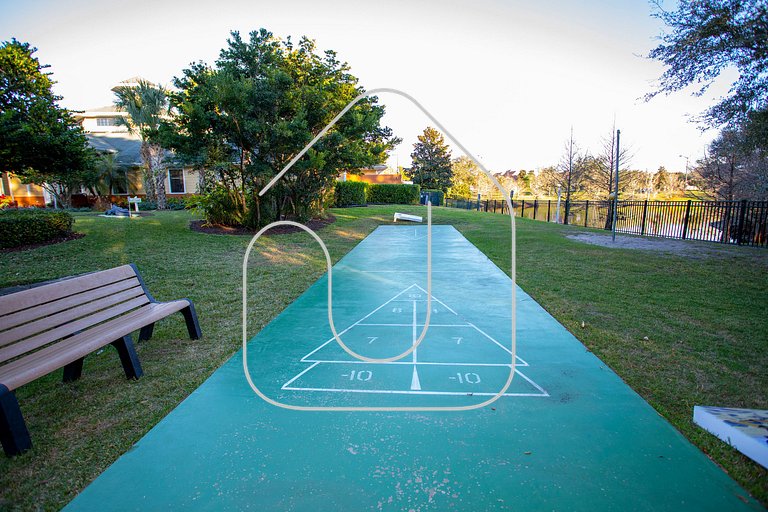 Modern Family Condo 15min from Disney