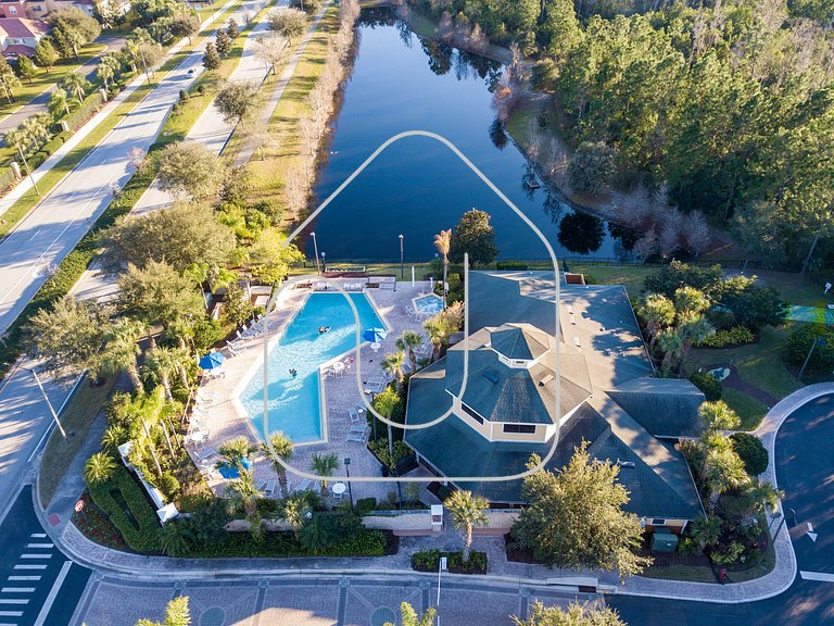 Modern Family Condo 15min from Disney