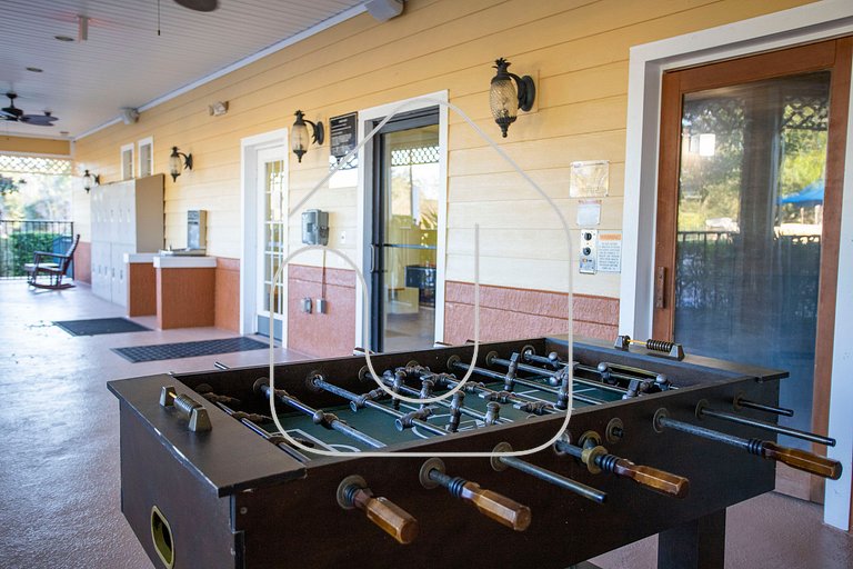 Modern Family Condo 15min from Disney