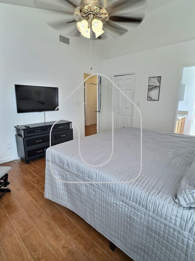 3-Bedroom Apartment Minutes from Disney