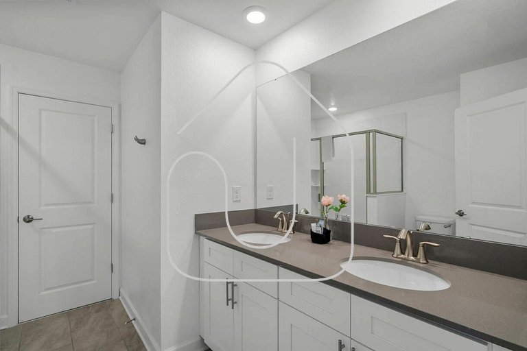 Storey Lake new 24 Guests 9BDR pool lake view