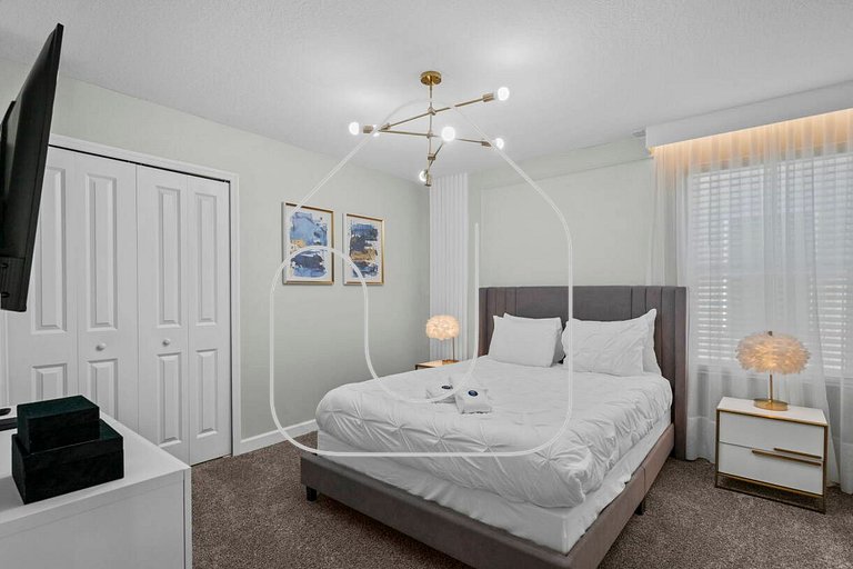 Storey Lake new 24 Guests 9BDR pool lake view