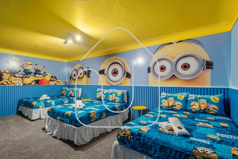 Storey Lake new 24 Guests 9BDR pool lake view