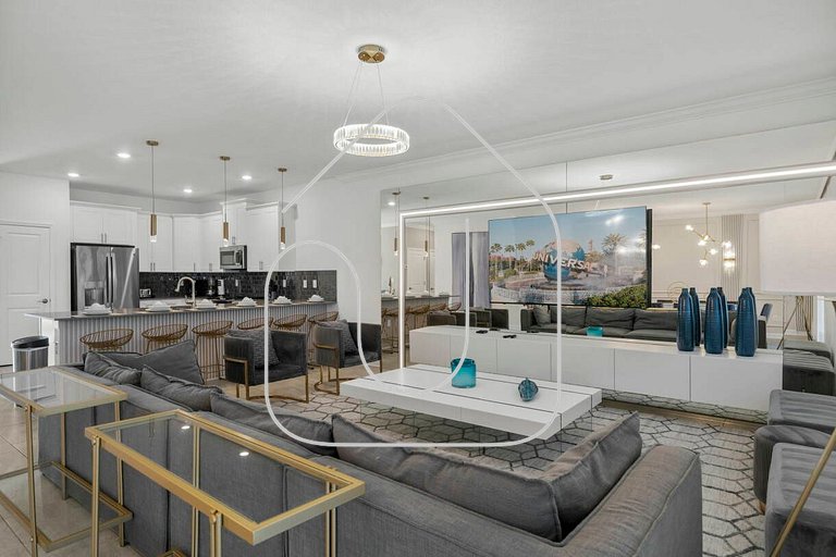 Storey Lake new 24 Guests 9BDR pool lake view