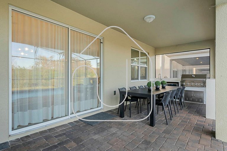 Storey Lake new 24 Guests 9BDR pool lake view