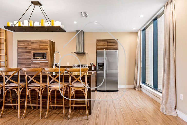 Luxury 3BR Villa w/ BBQ – Near Disney