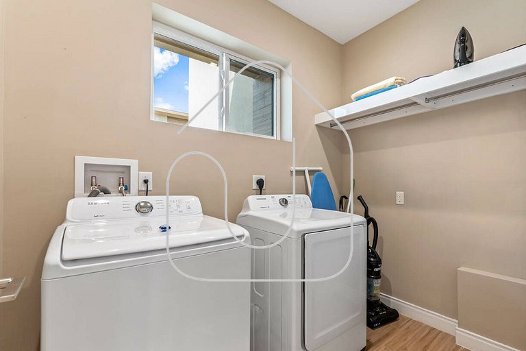 Casa 3 Suítes c/ Churrasco – Perto da Disney