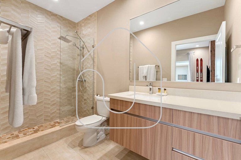 Luxury 3BR Villa w/ BBQ – Near Disney