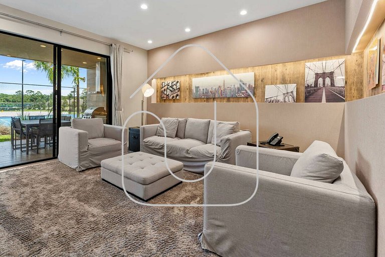 Magic Village 3BR w/ Jacuzzi & BBQ near Disney