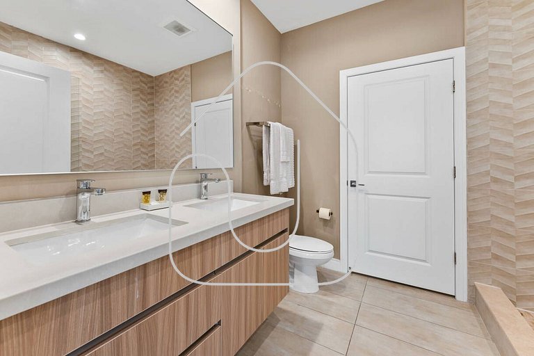 Casa 3 Suítes c/ Jacuzzi e Churrasq. — Disney 6min