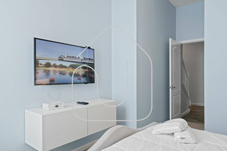 Solterra 12 BDR 10 suites 29 guests pool/spa