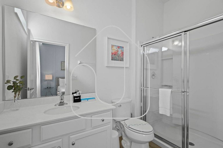 Solterra 12 BDR 10 suites 29 guests pool/spa