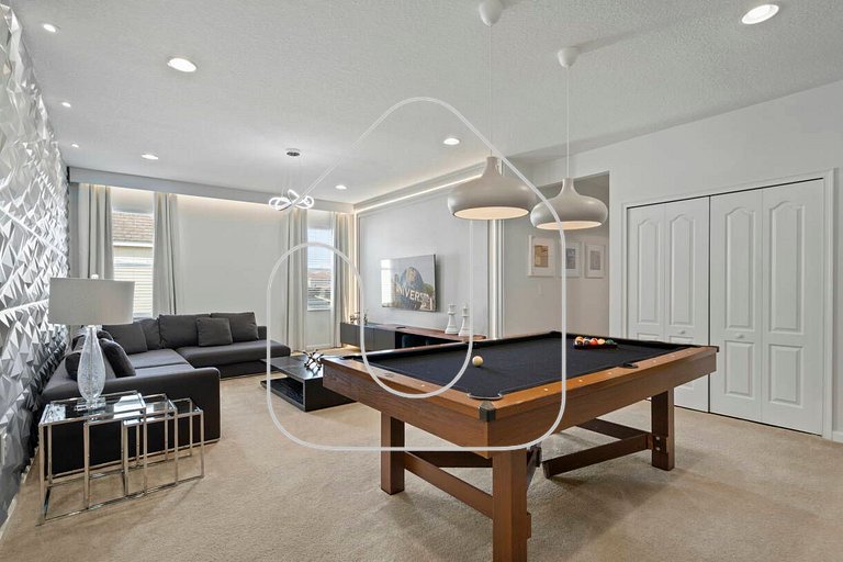 Solterra 12 BDR 10 suites 29 guests pool/spa