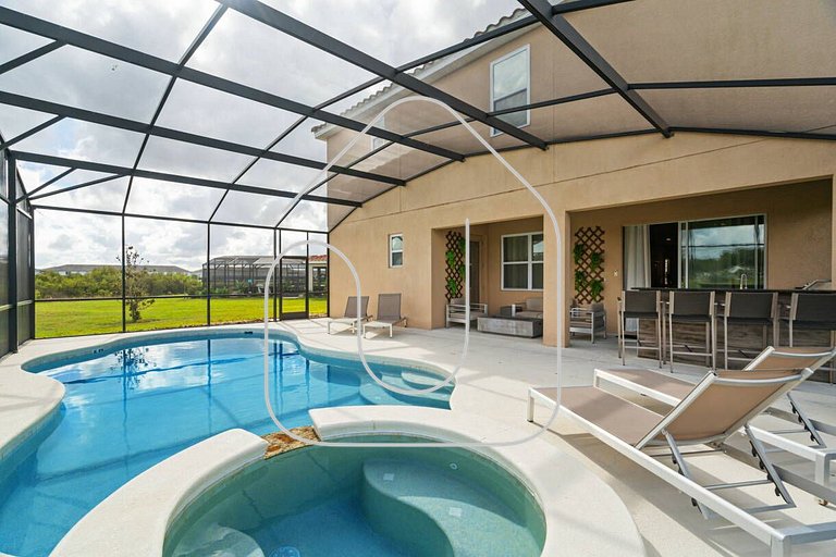 Solterra 12 BDR 10 suites 29 guests pool/spa