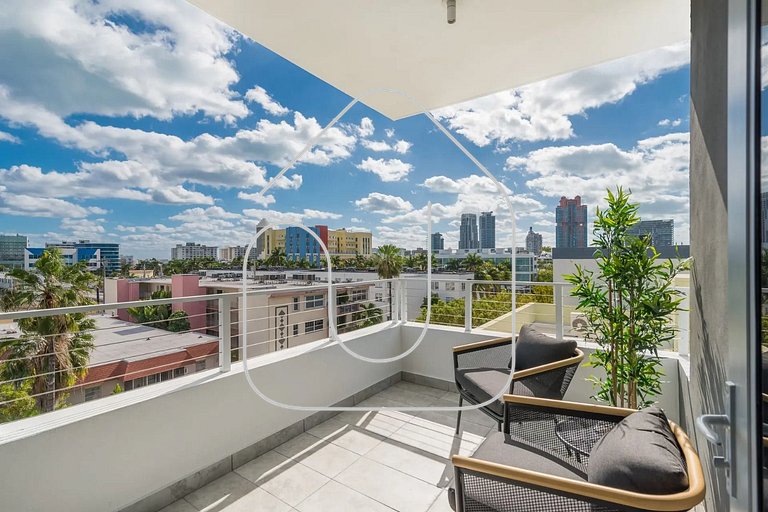 Stylish 2BR Apt 5min Walk to South Beach