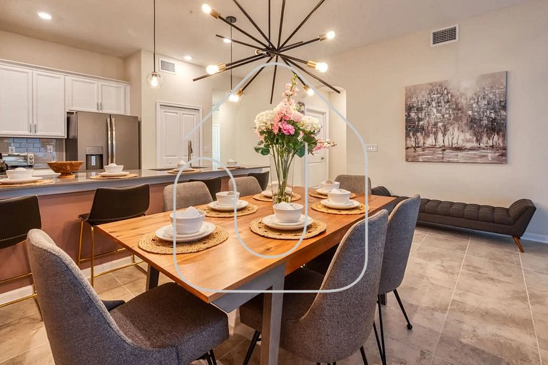 Luxury 2BR | Mickey Room | Resort Amenities